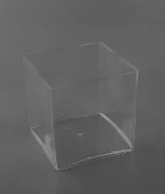 Cache Pot Plastique Carr� 14x14 H15 Transparent