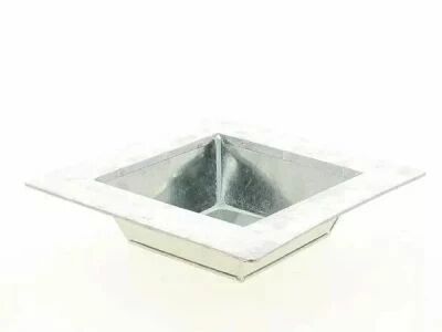Jardini�re Zinc Carr�e 10x10 H4,5 Naturel